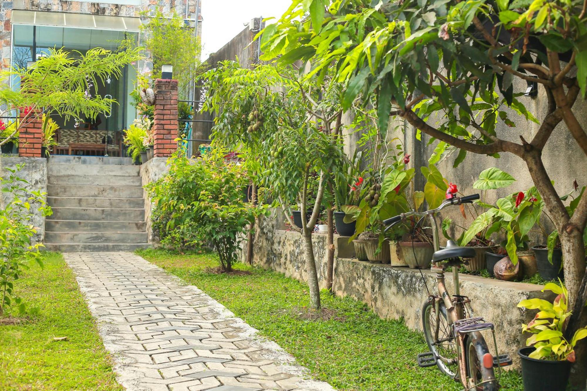The Blue Haze Weligama Hotel Exterior photo