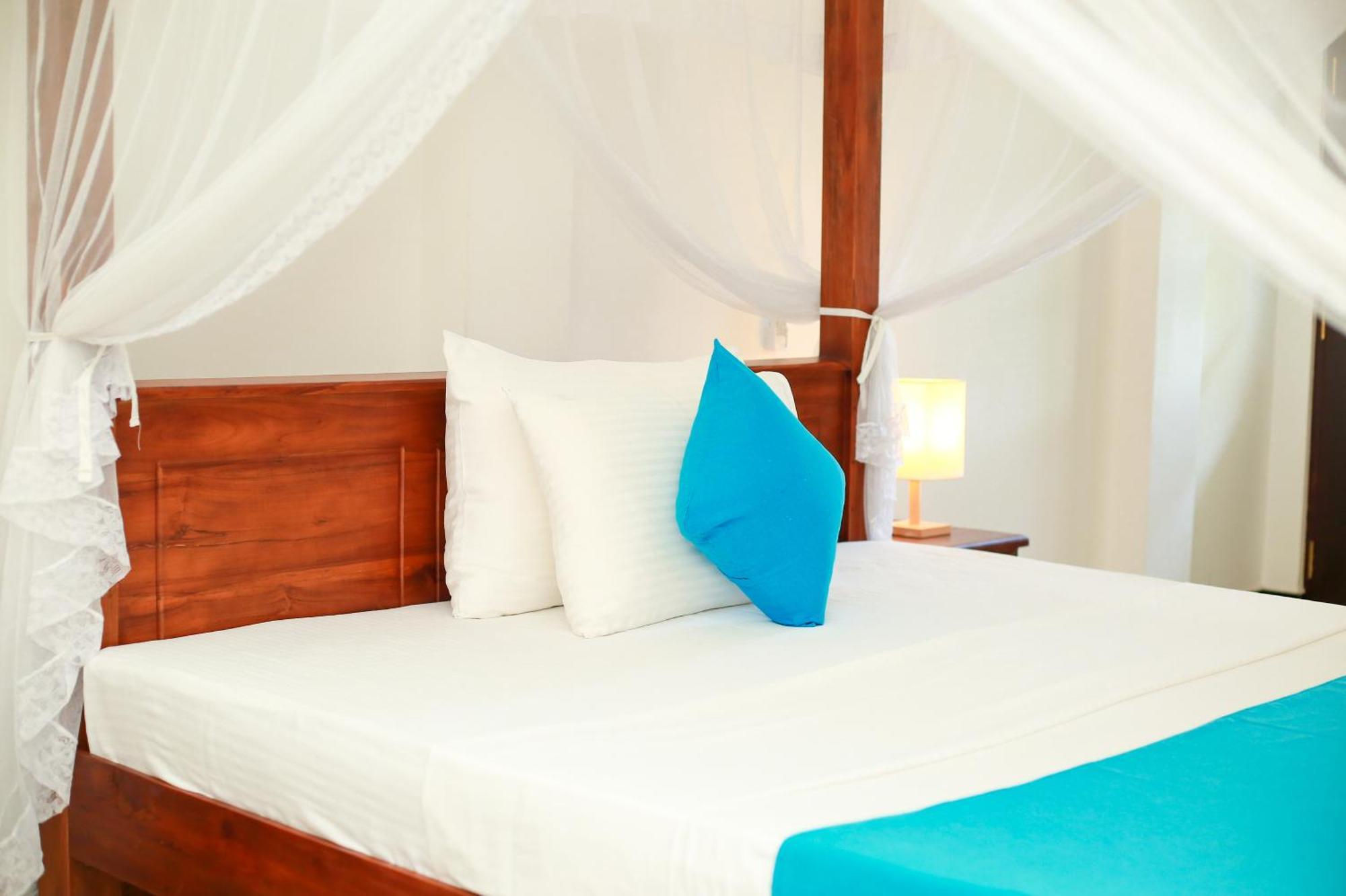 The Blue Haze Weligama Hotel Exterior photo