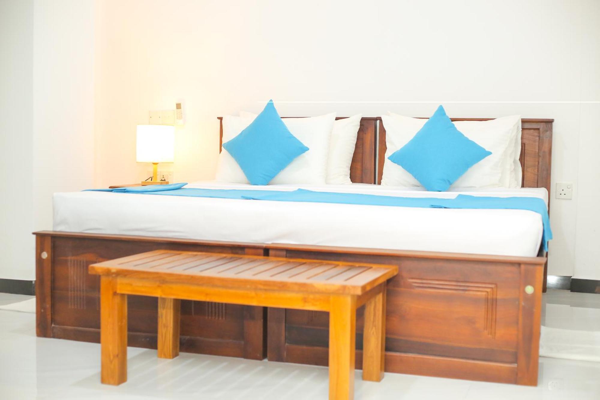 The Blue Haze Weligama Hotel Exterior photo