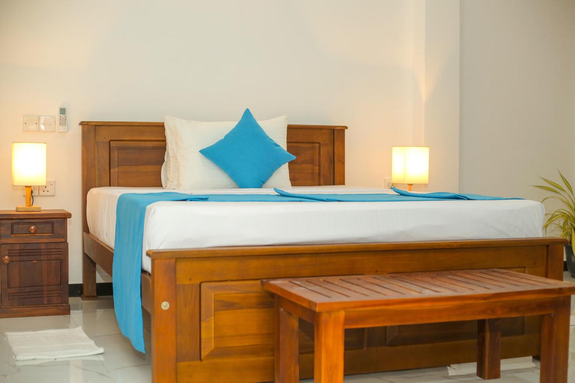 The Blue Haze Weligama Hotel Exterior photo